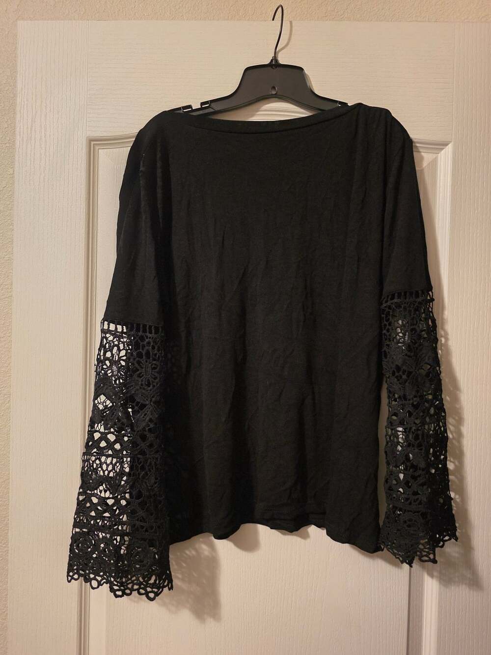 Amaryllis Long Sleeve Top Size 3X Black Crochet Lace Bell Sleeve